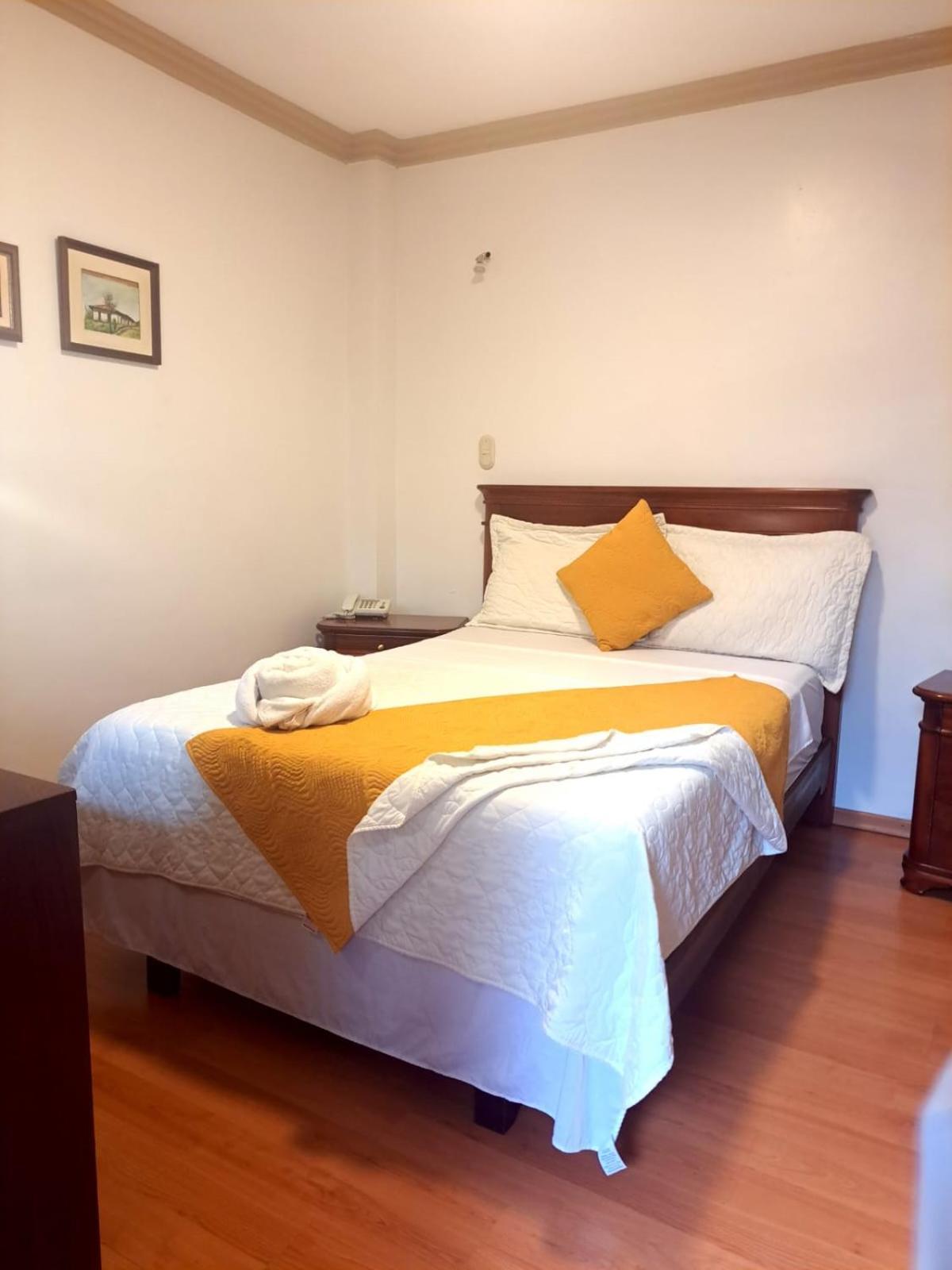 Hotel Coronel Cuenca Dış mekan fotoğraf